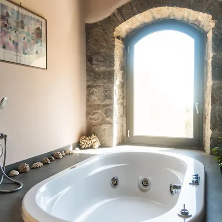 Collina Blu Bed & Breakfast 3*